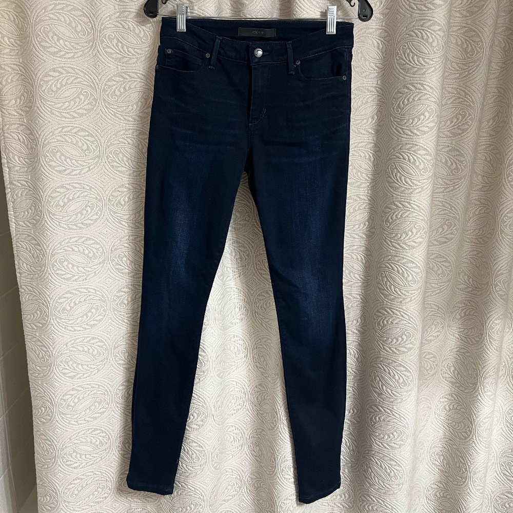 Joe’s “The honey skinny” jeans
